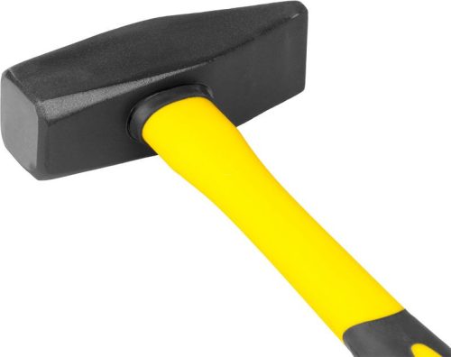 kalapacs_strend_pro_hm112_1500_g_lakatos_uvegszalas_nyel_tpr