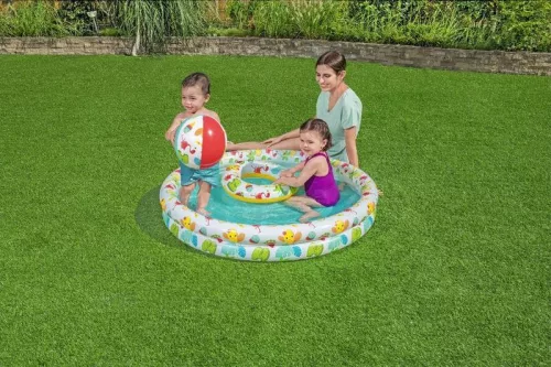 Strend Pro Bestway® gyerekmedence, felfújható,122x20 cm, labdával, úszógumival