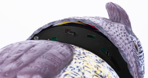 madarriaszto_bagoly_szolar_vilagito_szemekkel_forgo_fejjel_43_cm